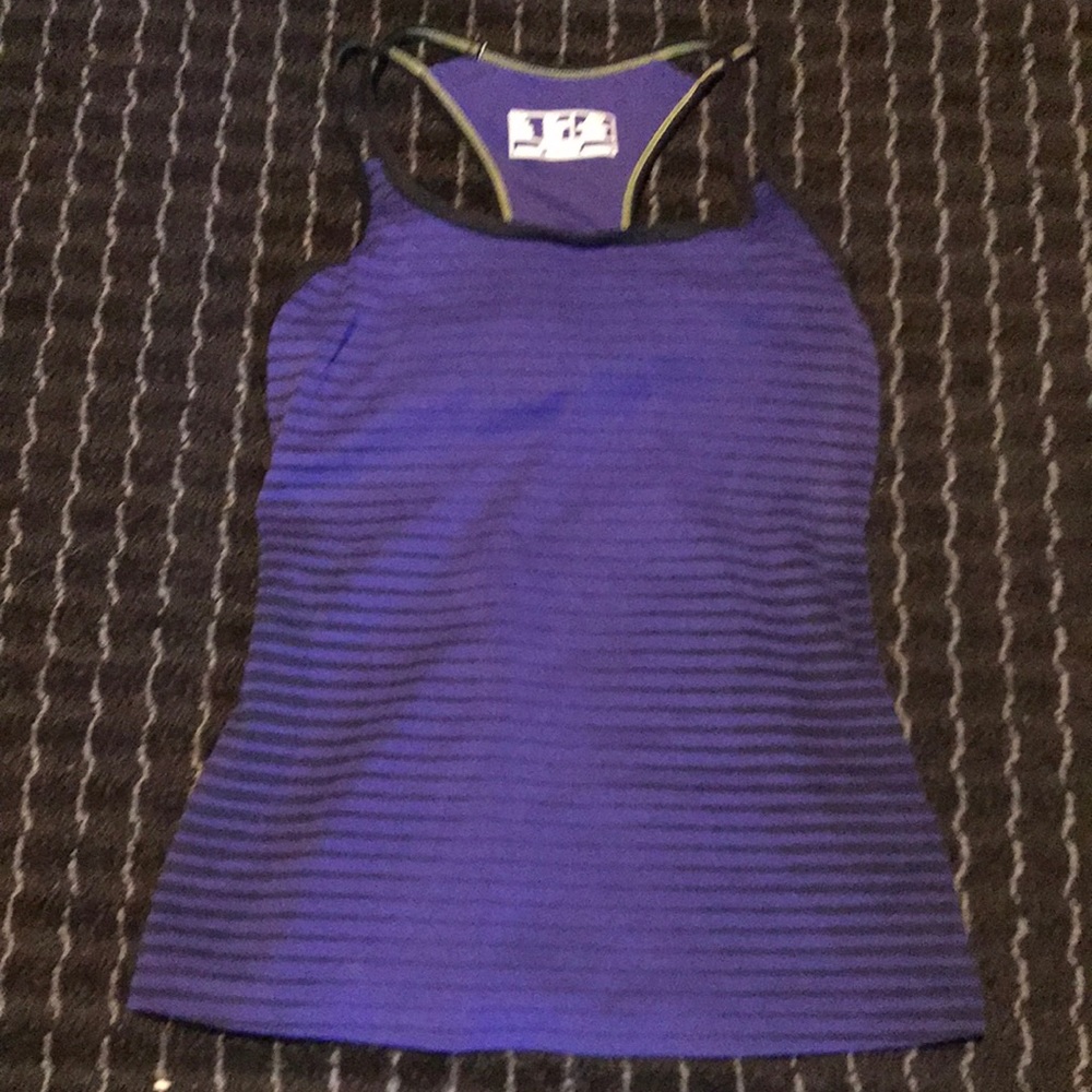 New balance tank